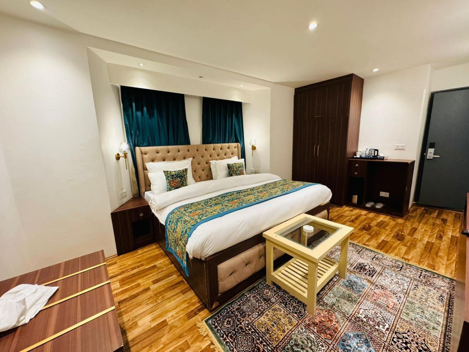 De Elaaf The Luxury Stay Srīnagar Zewnętrze zdjęcie