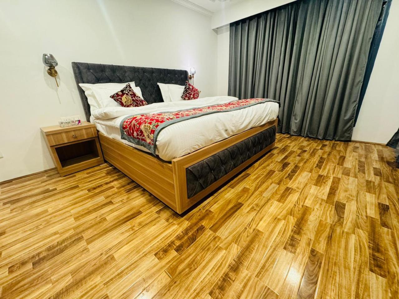 De Elaaf The Luxury Stay Srīnagar Zewnętrze zdjęcie