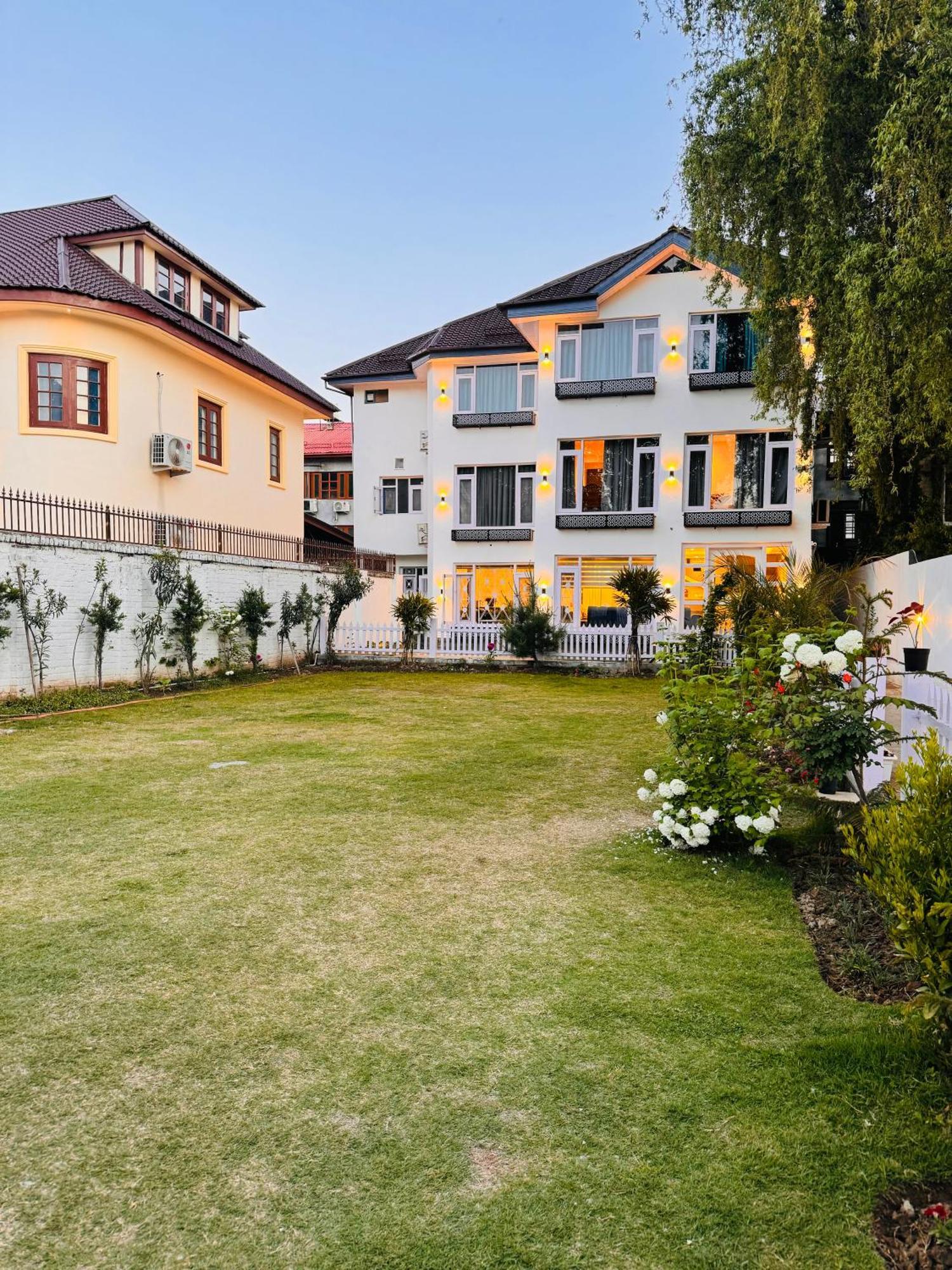 De Elaaf The Luxury Stay Srīnagar Zewnętrze zdjęcie